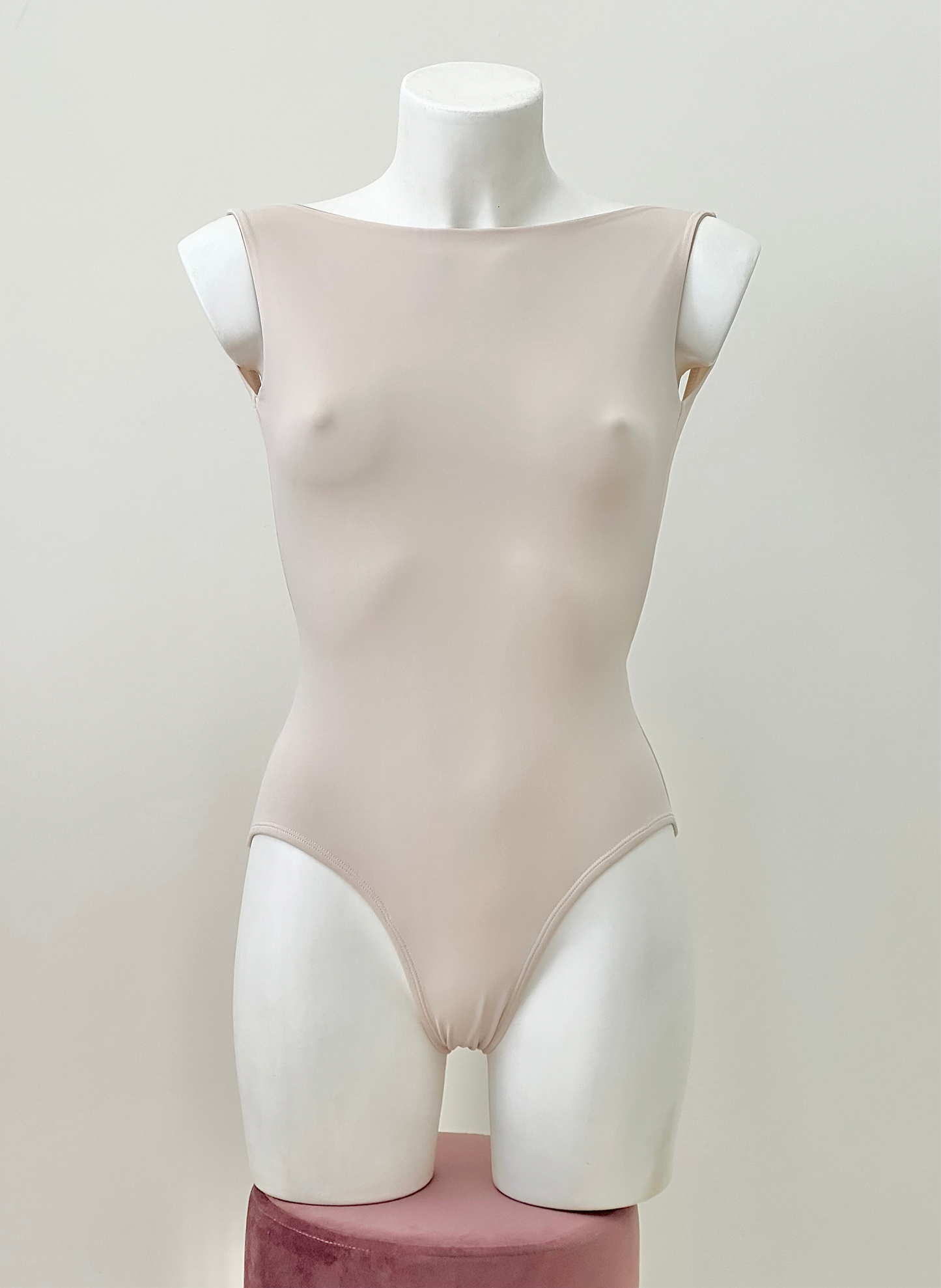 SAPPHIRE Ivory - RTW